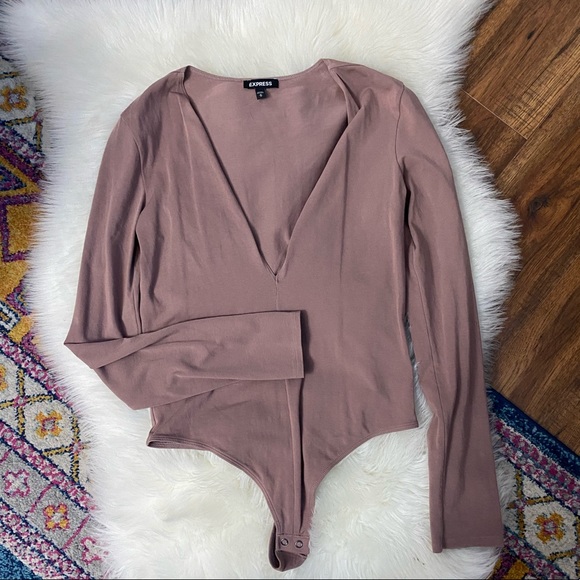 Express Tops - Express mauve deep v-neck long sleeve bodysuit